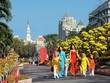 Ấn phẩm báo Tết đặc biệt chào Xuân 2015 và mừng Tết Ất Mùi
