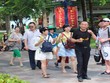 Trung bình mỗi ngày có hơn 10,4 nghìn lượt khách Trung Quốc đến Việt Nam du lịch