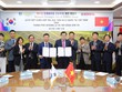 Thị trưởng TP. Gyeongju (Hàn Quốc) và Chủ tịch Tập đoàn Sơn Hà ký hợp đồng chuyển giao công nghệ nước
