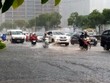 Tuyến đường ngập nước khi cơn mưa mới bắt đầu