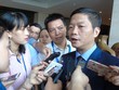 Bộ trưởng Công Thương Trần Tuấn Anh trả lời phỏng vấn bên hành lang Quốc hội.