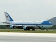 Chuyên cơ Air Force One chở ông Donald Trump đến Đà Nẵng để tham dự APEC 2017. Ảnh: Đức Đồng.