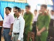 Hai nguyên cán bộ Quản lý thị trường Sóc Trăng tại phiên tòa.