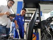 Giá xăng E5 RON 92 tăng thêm 675 đồng mỗi lít