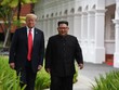 Tổng thống Donald Trump và nhà lãnh đạo Kim Jong-un gặp nhau ở Singapore hồi tháng 6/2018 để tổ chức hội nghị thượng đỉnh. (Ảnh: Straits Times).