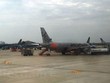 Máy bay của hai hãng hàng không Vietnam Airlines và Jetstar Pacific. (Ảnh: Việt Hùng/Vietnam+)