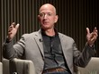 CEO Amazon Jeff Bezos hiện là người giàu nhất thế giới với tổng tài sản 109 tỷ USD, theo Bloomberg Billionaires Index. Ảnh: Getty Images.