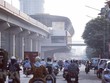 Mật độ các phương tiện tham gia giao thông lớn phát sinh bụi gây ô nhiễm không khí. (Ảnh: Thành Đạt/TTXVN).