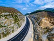 Một đoạn cao tốc Bắc Nam, đoạn La Sơn - Túy Loan đang trong giai đoạn hoàn thiện.