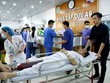 Bệnh nhân cấp cứu tại Bệnh viện Bạch Mai. (Ảnh: Dương Ngọc/TTXVN).