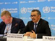 Tổng giám đốc WHO Tedros Adhanom Ghebreyesus (phải) phát biểu tại cuộc họp báo ở Geneva, Thụy Sĩ. (Ảnh: THX/TTXVN).