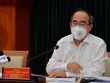 Bí thư Thành ủy Thành phố Hồ Chí Minh Nguyễn Thiện Nhân chủ trì cuộc họp tại điểm cầu Thành ủy. (Ảnh: TTXVN phát).