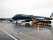 Máy bay Vietnam Airlines tại sân bay Vân Đồn. (Ảnh minh họa: TTXVN phát).