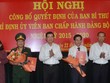 Bí thư Tỉnh ủy Bà Rịa – Vũng Tàu Nguyễn Hồng Lĩnh; Phó Bí thư Thường trực Tỉnh ủy, Trưởng Đoàn ĐBQH tỉnh Nguyễn Thị Yến và Chủ tịch UBND tỉnh Nguyễn Văn Thọ trao quyết định và chúc mừng các cán bộ được chỉ định giữ chức vụ mới.