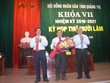 Ông Võ Văn Hưng (trái), ông Lê Đức Tiến (giữa) tại phiên họp HĐND tỉnh Quảng Trị ngày 9/6/2020.
