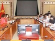 Phó Chủ tịch Ủy ban Nhân dân Thành phố Hồ Chí Minh Võ Văn Hoan làm việc với bà Carolyn Turk, Giám đốc quốc gia Ngân hàng Thế giới tại Việt Nam. (Ảnh: Thanh Vũ/TTXVN).