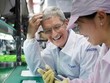 Apple đang gấp rút chuyển dây chuyền sản xuất iPhone, iPad sang Việt Nam và Ấn Độ (Ảnh: Getty.)