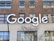 Biểu tượng Google tại văn phòng ở New York, Mỹ. (Ảnh: Kyodo/TTXVN).