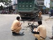 Va chạm với xe ben người đàn ông tử vong tại chỗ.