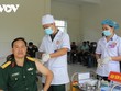 Tiêm vaccine phòng Covid-19 (đợt 1) cho 60 cán bộ, chiến sĩ lực lượng vũ trang tỉnh Quảng Nam.