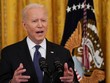 Tổng thống Mỹ Joe Biden lệnh cho cộng đồng tình báo Mỹ điều tra và báo cáo về nguồn gốc Covid-19 trong vòng 90 ngày (Ảnh: Reuters).