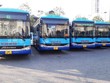 Tổng công ty vận tải Hà Nội bố trí khoảng 28 xe buýt trực dự phòng và tăng cường lượt xe chạy để phục vụ nhu cầu đi lại dịp 30/4-1/5. (Ảnh: CTV/Vietnam+)
