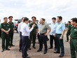 Thủ tướng Phạm Minh Chính kiểm tra, khảo sát dự án nhà ga T3 Cảng hàng không quốc tế Tân Sơn Nhất. (Ảnh: Dương Giang/TTXVN).
