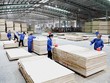 Xuất khẩu gỗ và sản phẩm gỗ sau 7 tháng gần chạm mốc 10 tỷ USD.
