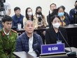 Cựu Phó chánh văn phòng Sở Tài nguyên và Môi trường Hà Nội cùng vợ hầu tòa trước cáo buộc lợi dụng tín nhiệm chiếm đoạt tài sản.