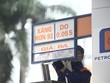 Các cửa hàng xăng dầu giảm đồng loạt giảm giá bán kể từ 15h ngày hôm nay