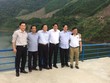 Ông Lê An Khang, Tổng giám đốc GEC (ngoài cùng bên trái) cùng Lãnh đạo Tập đoàn TTC đi thăm công trình thủy điện