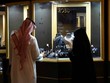 Giá dầu đi xuống khiến giới trung lưu Ả Rập Saudi phải nghĩ đến chuyện... tiết kiệm.
