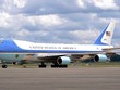 Chuyên cơ tổng thống Mỹ Air Force One. Ảnh: Reuters.