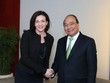 Thủ tướng Chính phủ Nguyễn Xuân Phúc và Giám đốc điều hành tập đoàn Facebook Sheryl Sandberg. - Ảnh: TTXVN