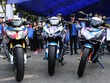 Bản độ lấy cảm hứng từ môtô Ninja H2 (giữa) giành giải nhất cuộc thi trang trí Exciter.