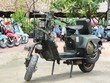 Vespa cổ độ phong cách nhà binh tại Sài Gòn. Ảnh:Khải Biền.