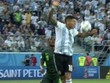 Nigeria 1-2 Argentina: Trọng tài không thổi phạt đền Marcos Rojo là đúng hay sai?