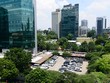 Khu đất vàng có diện tích gần 5.000 m2 ở số 8-12 Lê Duẩn được dùng làm bãi giữ xe nhiều năm qua. Ảnh:Quỳnh Trần
