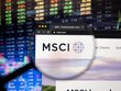 MSCI, FTSE Russell loại cổ phiếu Nga khỏi các chỉ số vì là thị trường "không thể đầu tư"