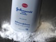 Johnson & Johnson thu hồi 33.000 chai phấn rôm trẻ em tại Mỹ do chứa chất gây ung thư