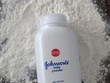 Johnson & Johnson xác nhận không có  chất gây ung thư trong phấn rôm trẻ em