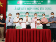 Chi nhánh NHCSXH tỉnh Bắc Ninh ký hợp đồng tín dụng, giải ngân cho vay Công ty cổ phần May Đáp Cầu và Công ty TNHH Viet Pacific Clothing đợt đầu vào ngày 27/7 là 16,135 tỷ đồng để trả lương phục hồi sản xuất cho 4.116 lao động.