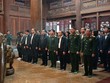 Các đại biểu dâng hương tưởng niệm Chủ tịch Hồ Chí Minh