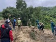 Lực lượng cứu hộ đang tìm kiếm người mất tích ngày 10/9 sau khi trận lũ quét cuốn trôi toàn bộ làng Nủ, xã Phúc Khánh, huyện Bảo Yên, tỉnh Lào Cai khiến 15 người tử vong và hơn 100 người mất tích (Ảnh: Báo Lào Cai)