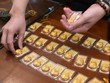 Giá vàng hôm nay ngày 7/4: Vàng sẽ được "kích hoạt" tăng