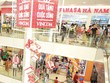 Hệ thống trung tâm thương mại Vincom đang là một trong những hệ thống trung tâm thương mại lớn nhất nước. Ảnh: Gia Huy