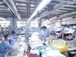 Theo VITAS, lao động dệt may cần được bảo vệ bằng Vacxin Covid-19, do nhiều DN đã ký đến hết năm, nếu không sản xuất, giao hàng đúng hạn sẽ bị phạt, hủy đơn hàng, thiệt hại toàn ngành có thể lên tới hàng tỷ USD