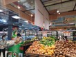 Tại các siêu thị của Saigon Co.op đã bắt đầu xuất hiện hiện tượng một số cá nhân gom hàng siêu thị đem ra ngoài bán để hưởng lợi cá nhân (Ảnh minh hoạ).