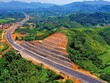 Hạ tầng đồng bộ cùng chính sách thông thoáng sẽ giúp Lạng Sơn thu hút đầu tư. Trong ảnh: Cao tốc Bắc Giang - Lạng Sơn