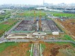 Nhiều dự án bất động sản tại TP.HCM ngưng trệ kéo dài vì dịch, ảnh hưởng tới kế hoạch bàn giao sản phẩm cho khách hàng. Ảnh: Trọng Tín